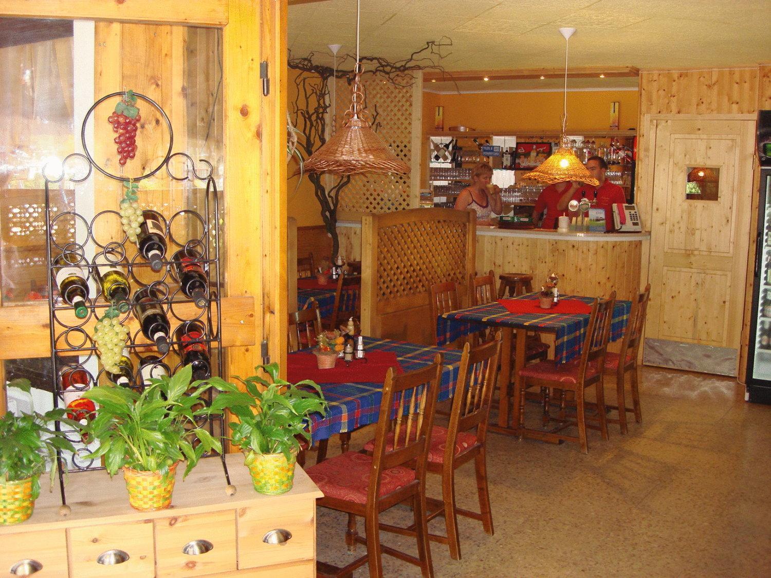Kis-Duna Motel & Camping Mosonmagyaróvár Buitenkant foto